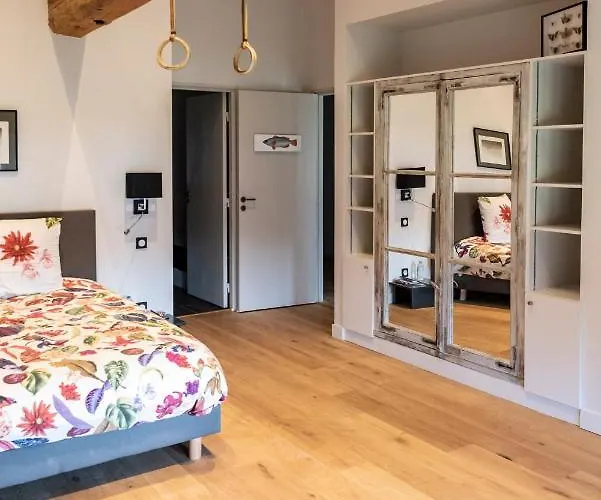 Orangerie De Chatel-selection Figaro & Elle Magazine Bed & Breakfast