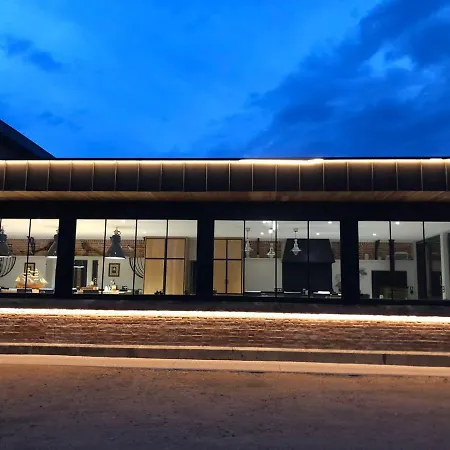 Couette-café L'orangerie De Châtel - Selection Figaro Magazine 2019 Cleppé