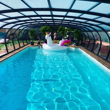 Nocleg ze śniadaniem Orangerie De Chatel-selection Figaro & Elle Magazine