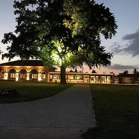 Nocleg ze śniadaniem Orangerie De Chatel-selection Figaro & Elle Magazine 4*