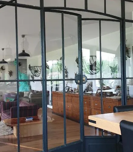 Orangerie De Chatel-selection Figaro & Elle Magazine Bed & Breakfast Cleppé
