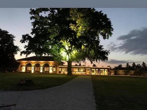 Bed & Breakfast Orangerie De Chatel-selection Figaro & Elle Magazine Cleppé